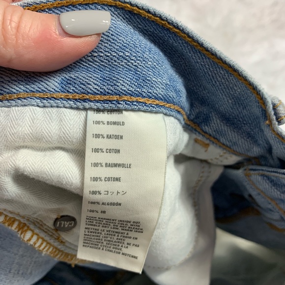 Hollister Light Wash Button Fly Denim Skirt Size 1 - Picture 6 of 6